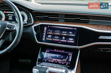 Седан Audi A6 2021 в 