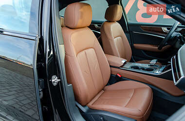 Седан Audi A6 2021 в 