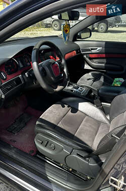 Седан Audi A6 2010 в 