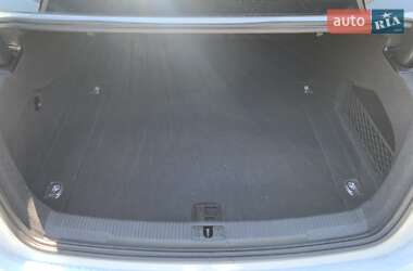 Седан Audi A6 2018 в 