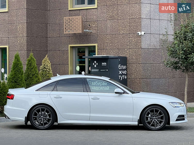 Седан Audi A6 2015 в Одессе