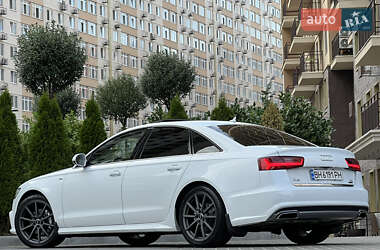 Седан Audi A6 2015 в 