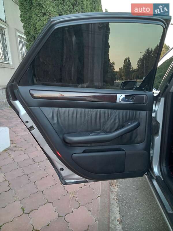 Седан Audi A6 1999 в Городку