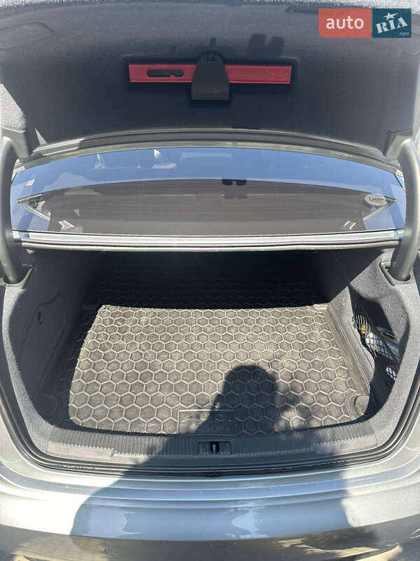 Седан Audi A6 2012 в Хмельницькому