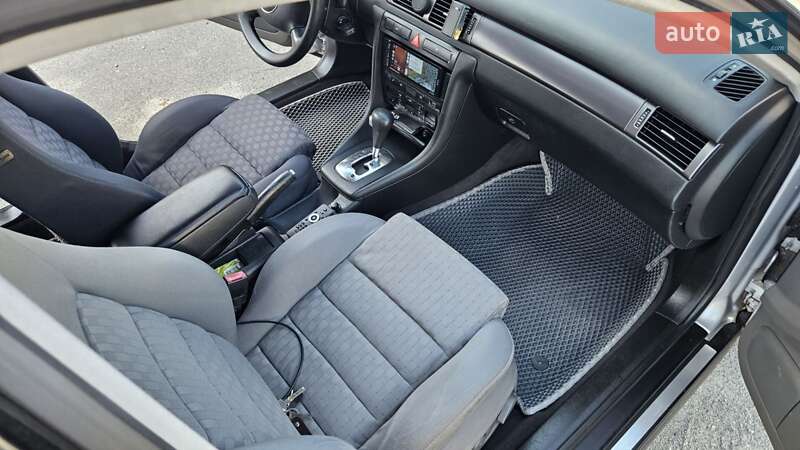 Универсал Audi A6 2001 в Днепре