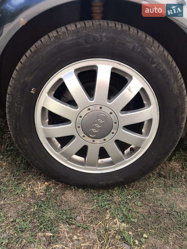 Универсал Audi A6 2001 в Ужгороде