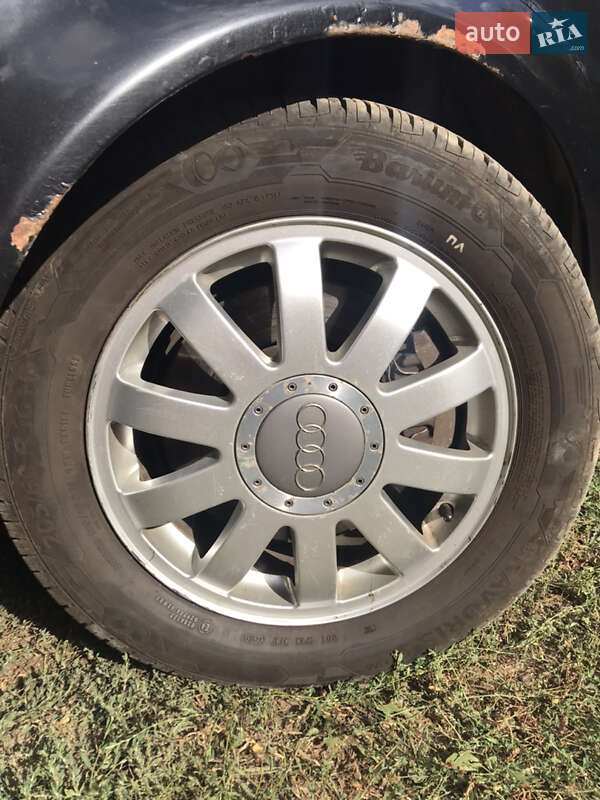 Универсал Audi A6 2001 в Ужгороде