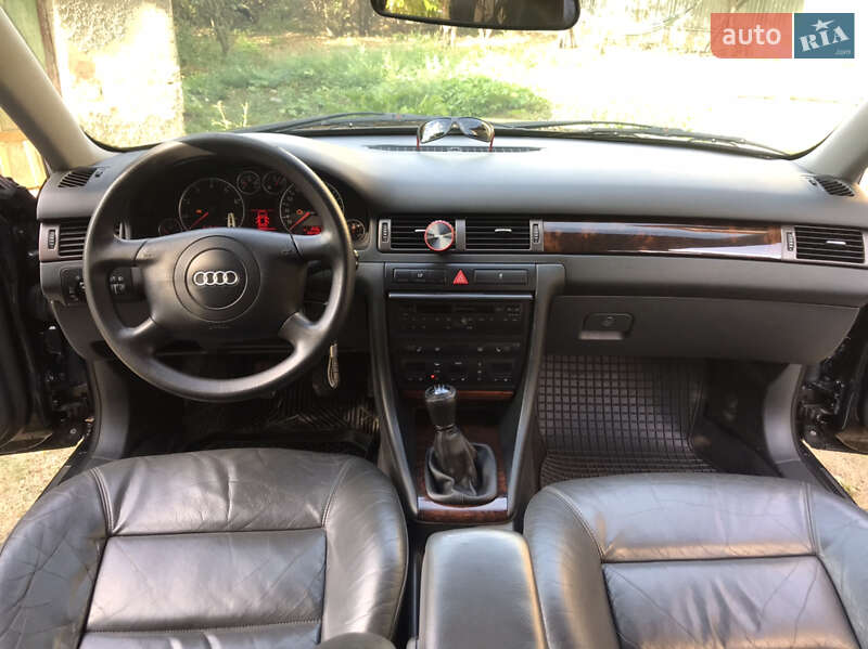 Универсал Audi A6 2001 в Ужгороде