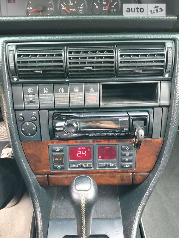 Универсал Audi A6 1995 в Ровно