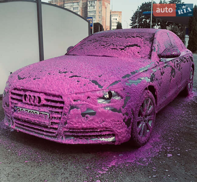 Седан Audi A6 2012 в Чорткове