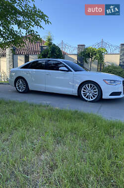 Седан Audi A6 2012 в 