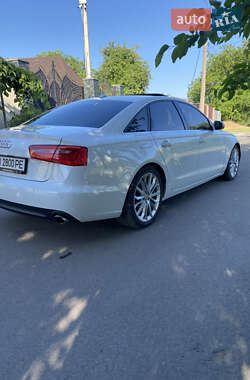 Седан Audi A6 2012 в 
