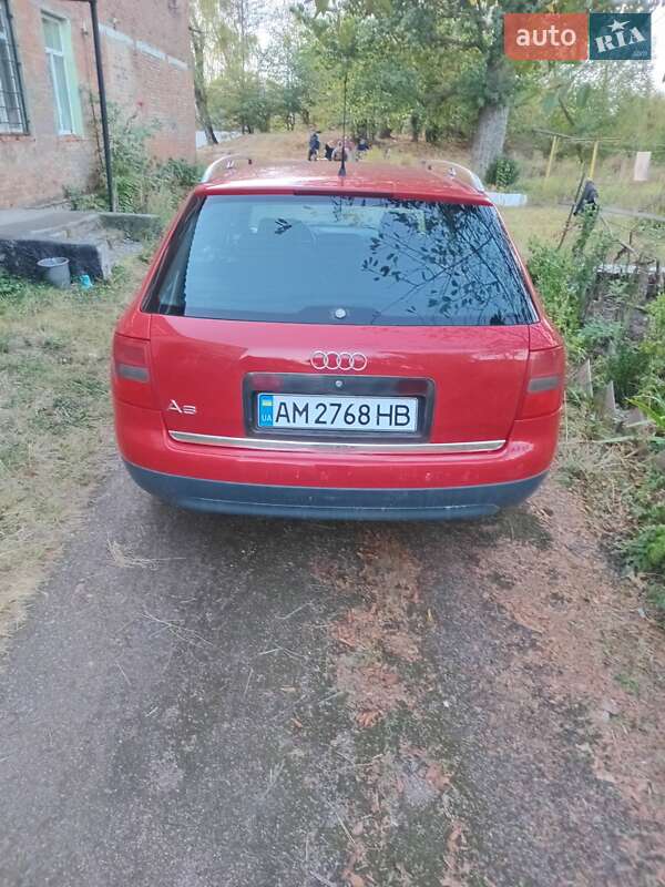 Универсал Audi A6 1999 в Коростене