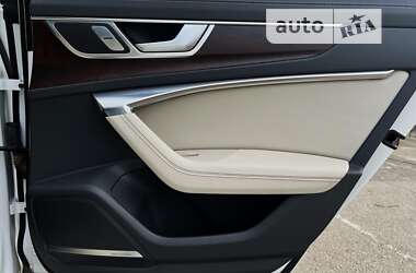 Седан Audi A6 2019 в 