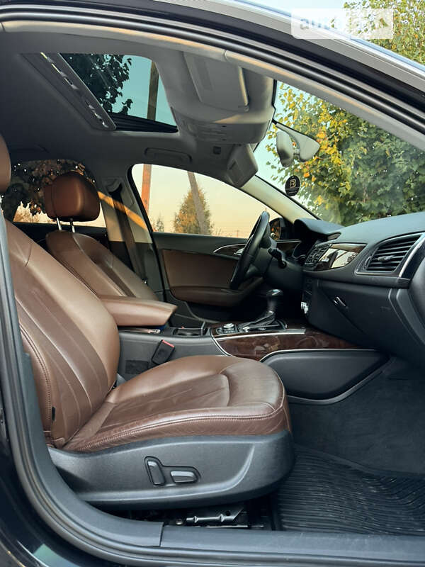 Седан Audi A6 2013 в Сарнах