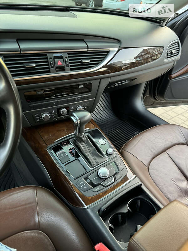 Седан Audi A6 2013 в Сарнах