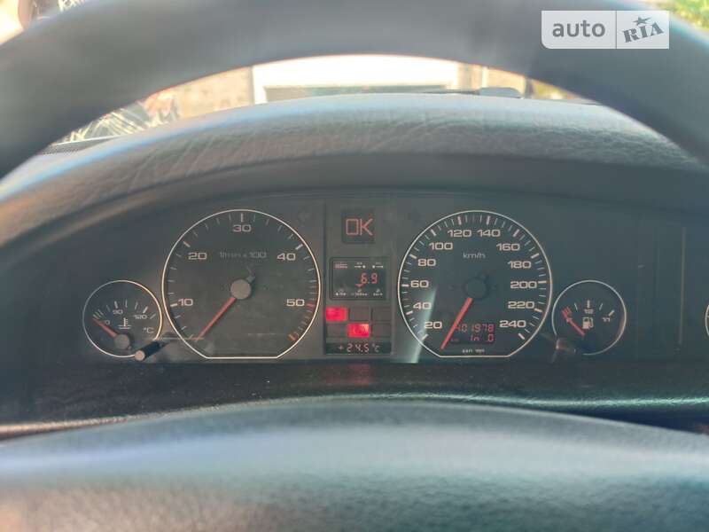 Универсал Audi A6 1994 в Львове