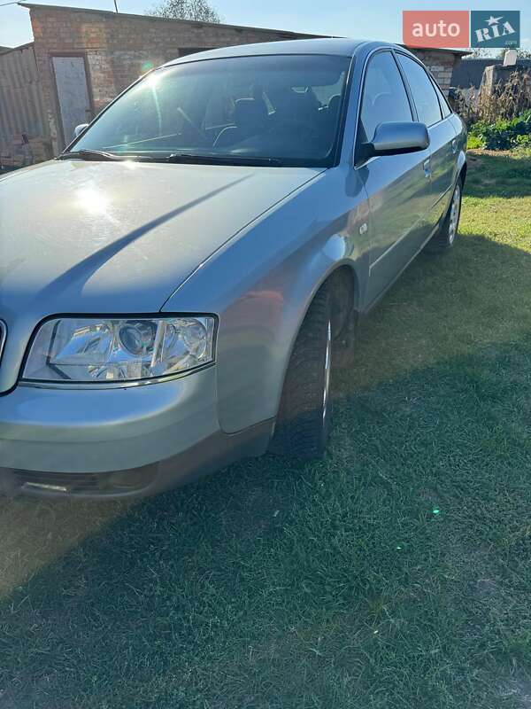 Седан Audi A6 2002 в Ровно