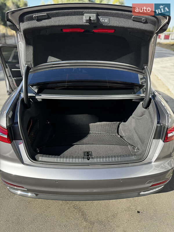 Седан Audi A6 2019 в Черкасах