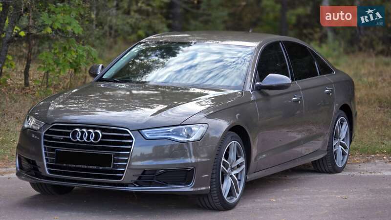 Седан Audi A6 2015 в 