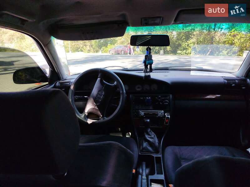 Седан Audi A6 1995 в Верховине