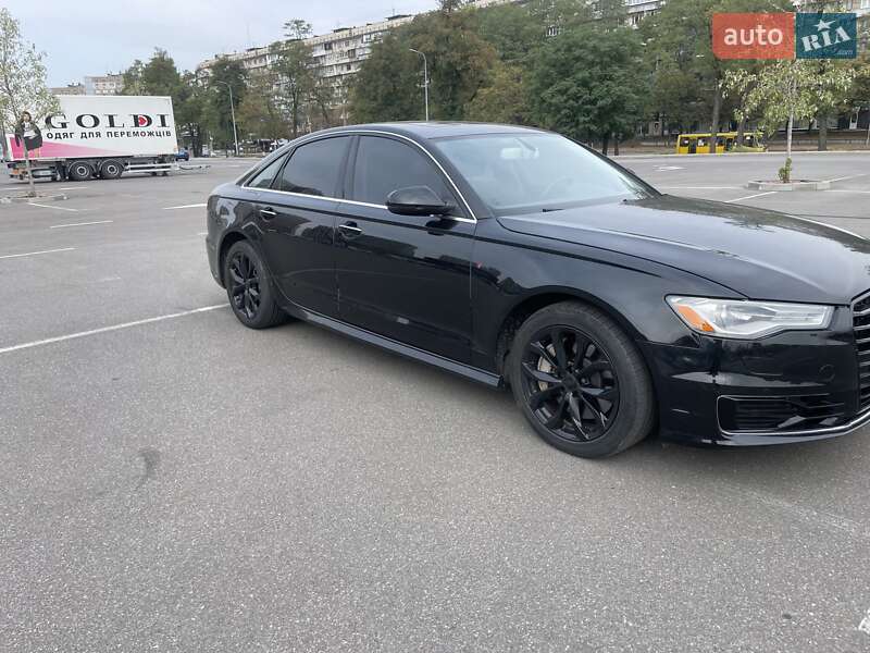 Седан Audi A6 2017 в Киеве