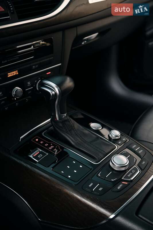Седан Audi A6 2013 в Днепре