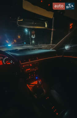 Седан Audi A6 1999 в 