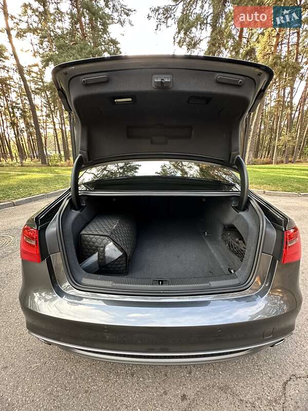 Седан Audi A6 2013 в Києві