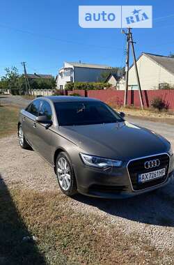 Седан Audi A6 2011 в Близнюках