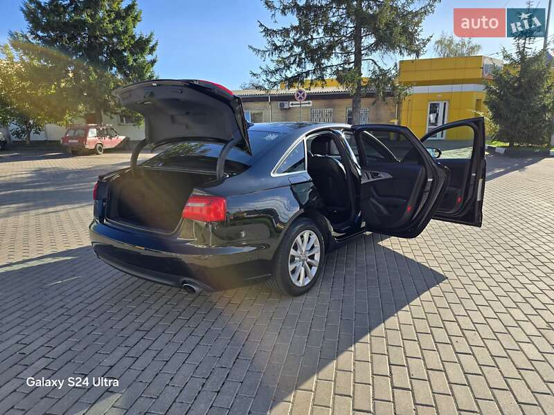 Седан Audi A6 2012 в Ровно