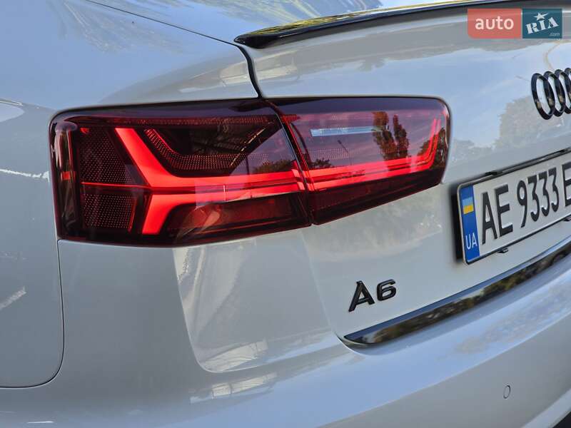 Седан Audi A6 2015 в Першотравенске