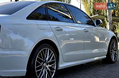 Седан Audi A6 2015 в 