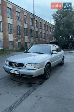 Седан Audi A6 1996 в Корце