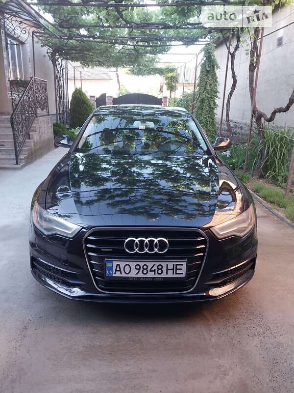Седан Audi A6 2011 в Ужгороде