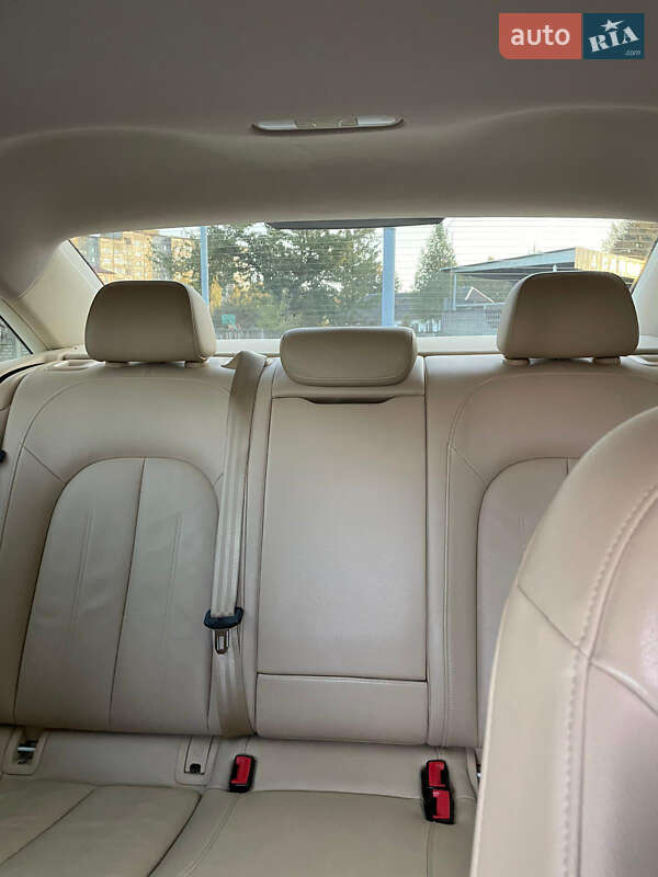 Седан Audi A6 2013 в Костополе