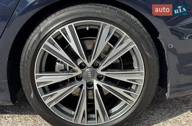 Седан Audi A6 2019 в 