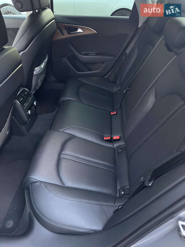 Седан Audi A6 2015 в Черновцах