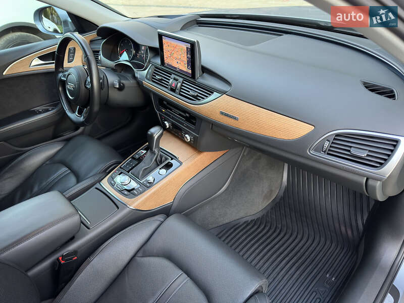 Седан Audi A6 2015 в Черновцах