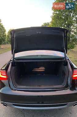 Седан Audi A6 2014 в 