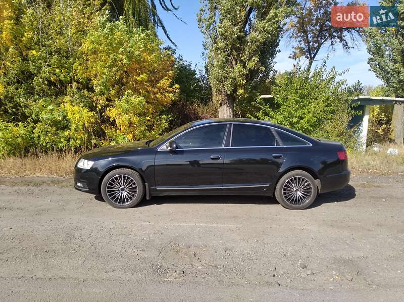 Седан Audi A6 2010 в Миргороді