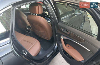 Седан Audi A6 2018 в 