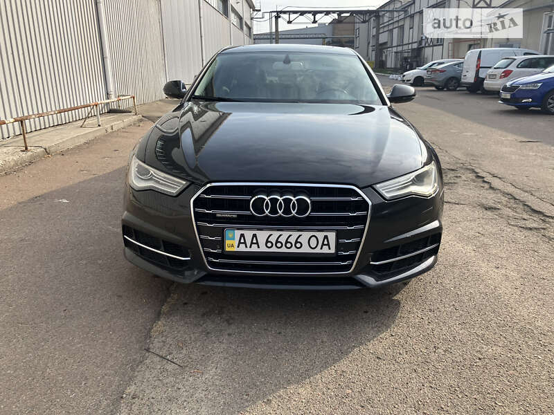 Седан Audi A6 2012 в Киеве