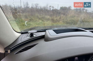Седан Audi A6 2011 в Комарному