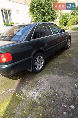 Седан Audi A6 1996 в 