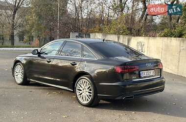 Седан Audi A6 2015 в Киеве