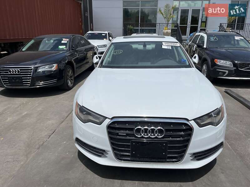 Седан Audi A6 2014 в Киеве