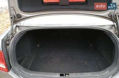 Седан Audi A6 2006 в 