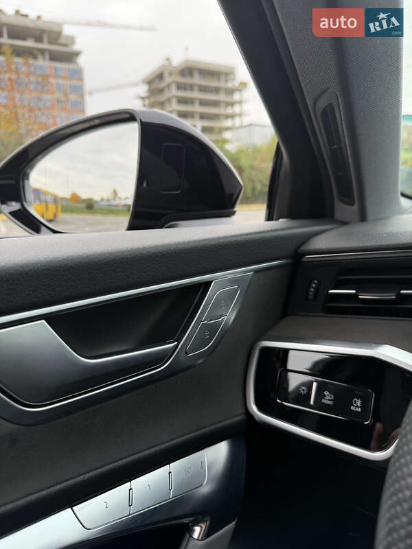 Седан Audi A6 2023 в Ужгороде