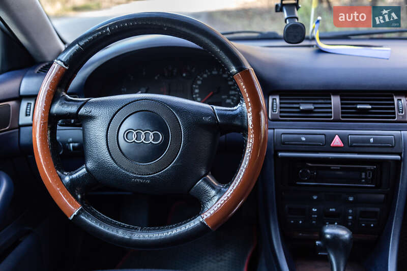 Седан Audi A6 1998 в Києві